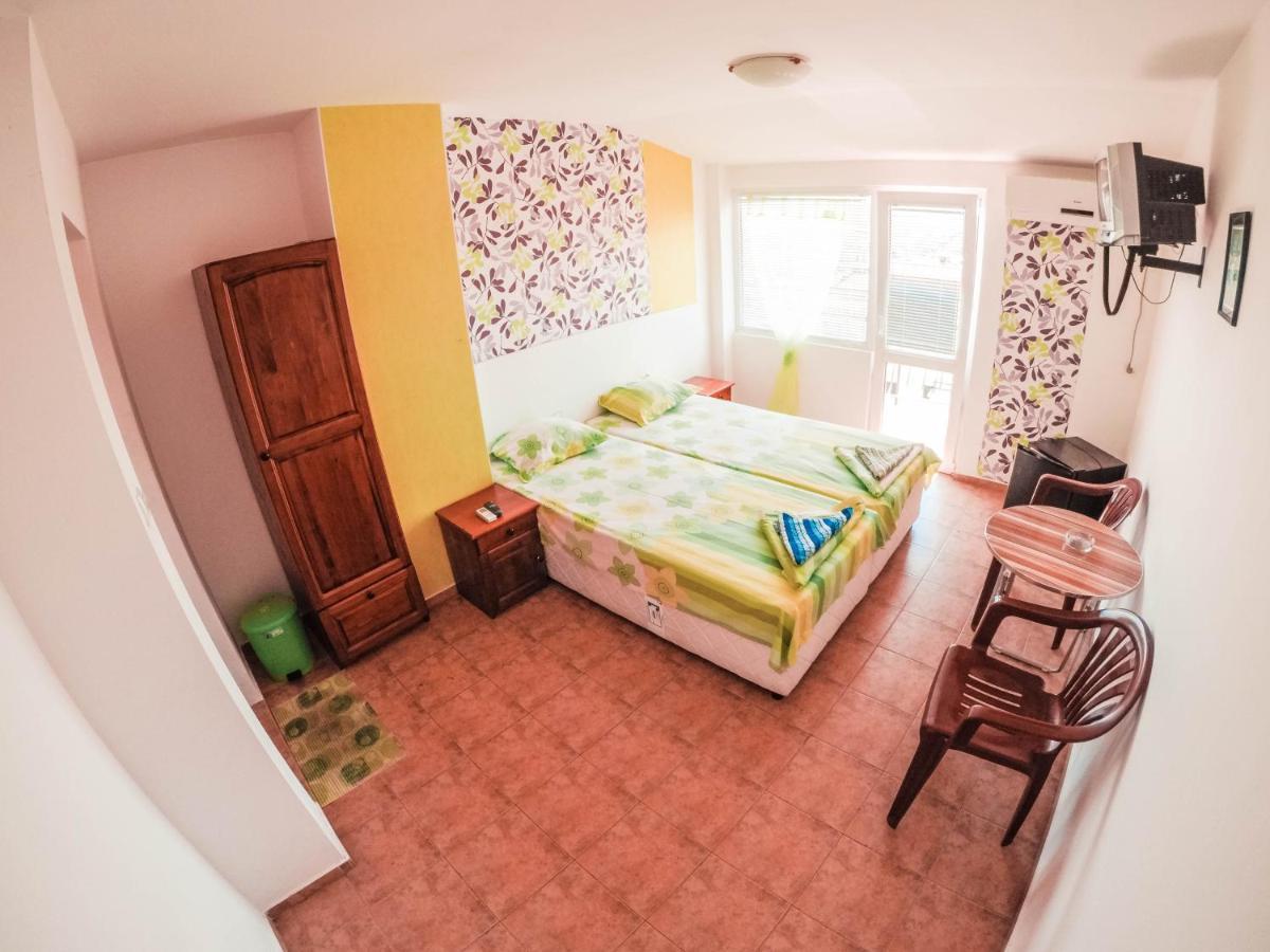 Guest House Gabriel Созополь Экстерьер фото